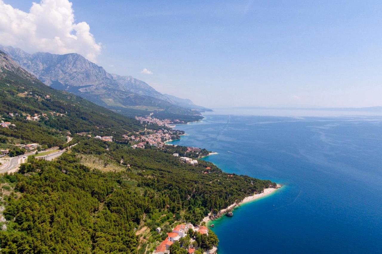 Holiday House With A Parking Space Brela, Makarska - 788 ภายนอก รูปภาพ